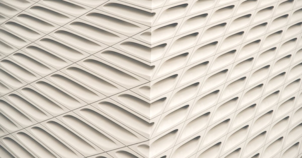 découvrez l'essence de l'élégance avec notre collection raffinée. alliez style et sophistication à travers des pièces uniques qui rehaussent votre charme naturel. l'élégance à portée de main vous attend.